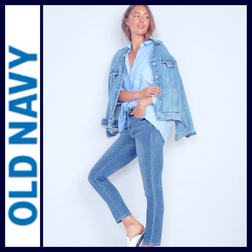 Old Navy “Best Seller” Power Straight Jeans